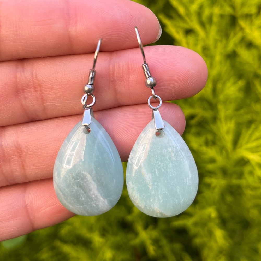 Stainless steel blue carribeanโ calcite drop earrings A